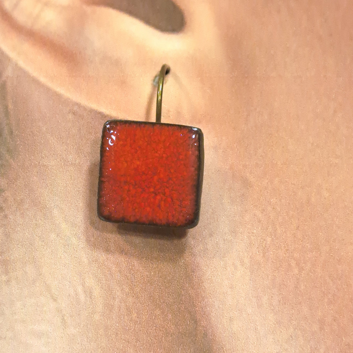Boucles percées Graphic Carré rouge CHRISTINE ALLOING