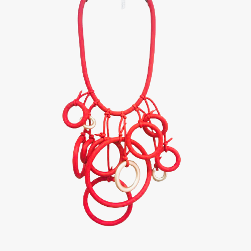 Collier Anneaux plastron rouge or Fancy