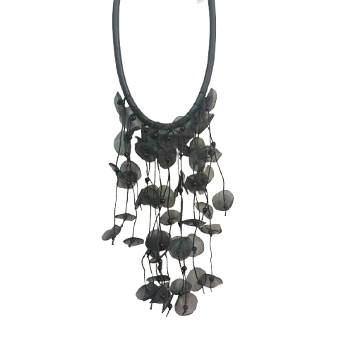 Collier Cascade Pétales noir Fancy F