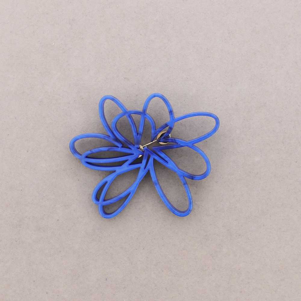 Broche Fleur ajourée bleu Fancy F