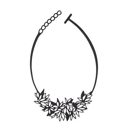 Collier Flora noir BATUCADA